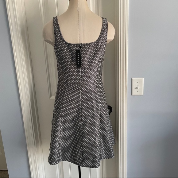 NWT Theory 10 Circuit Knit Grey ‘Trekana’ Dress ~ Fit & Flare Business Cocktail - Picture 5 of 11